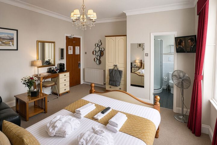 Room 12 of 64
