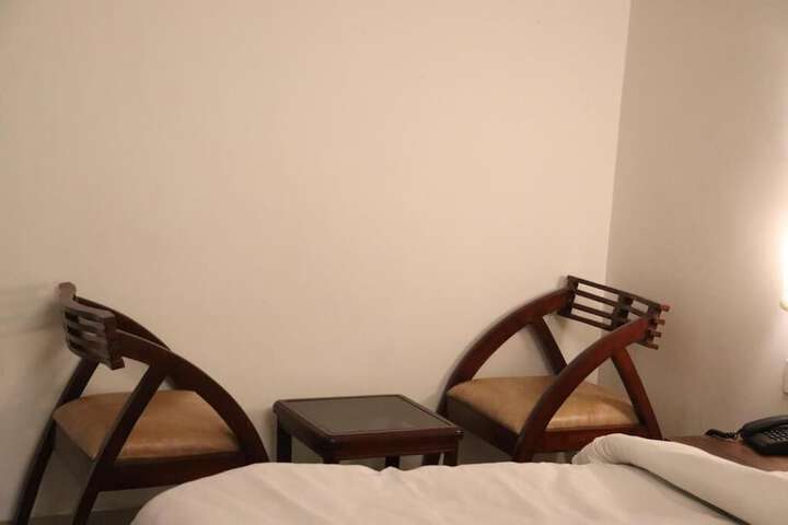 Room 4 of 54