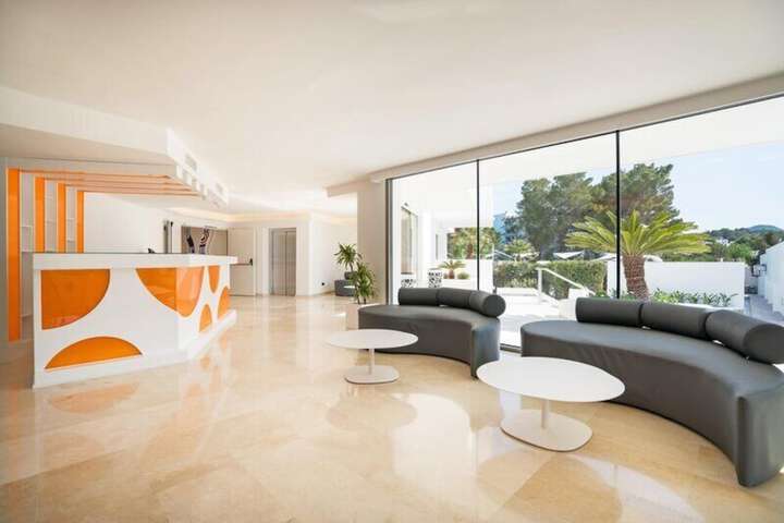 Lobby Photos