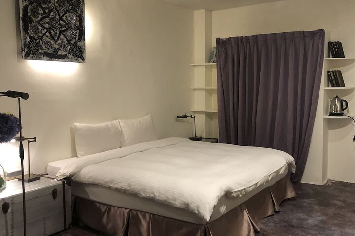Room 34 of 58