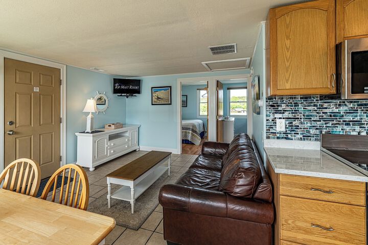 Room 93 of 190