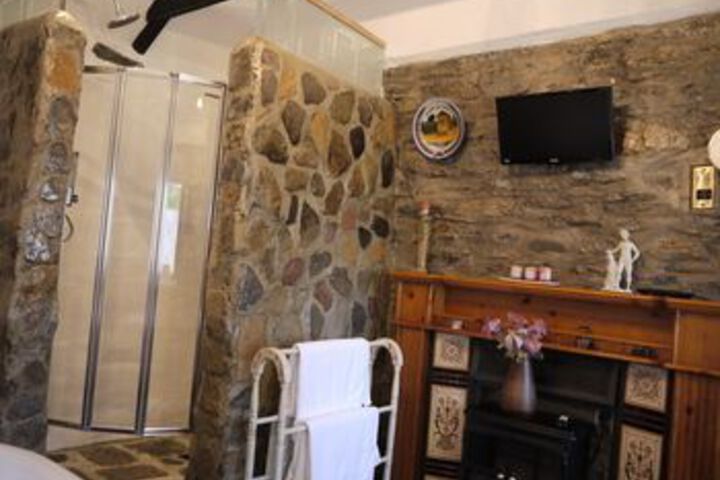 Room 3 of 23