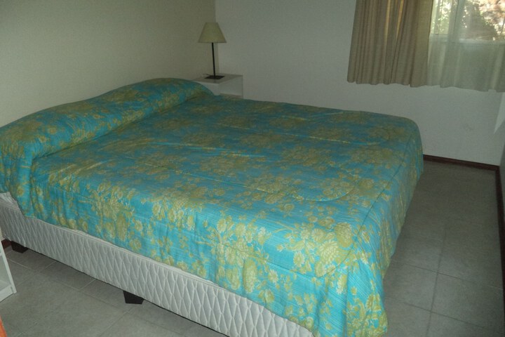 Room 4 of 62
