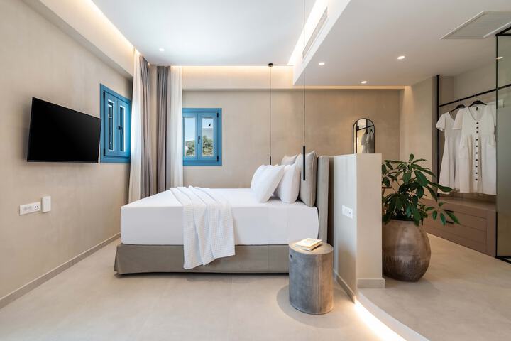 Room 11 of 79