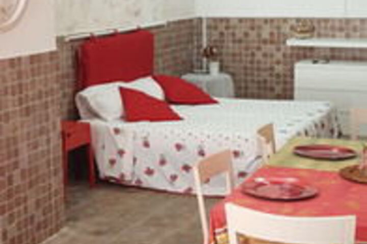Room 26 of 33