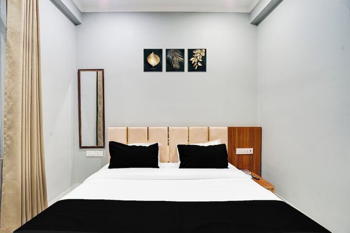 Hotel Grand Aana Inn in Jaipur