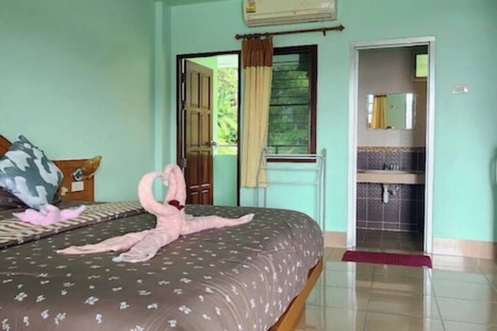 Room 36 of 77