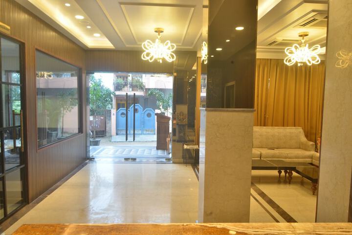 Hotel Interior 7 of 37