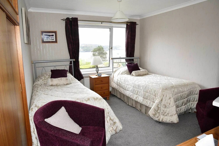 Room 2 of 9