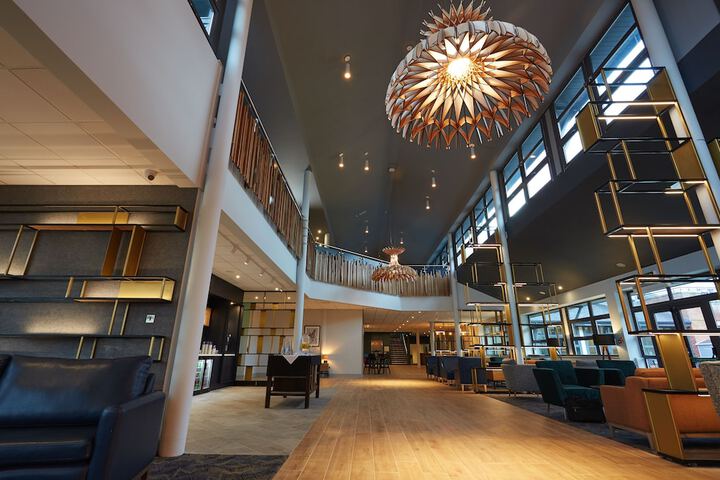 Guest Lobby