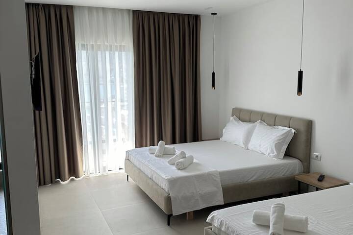 Room 40 of 152