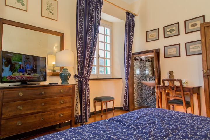 Room 25 of 56