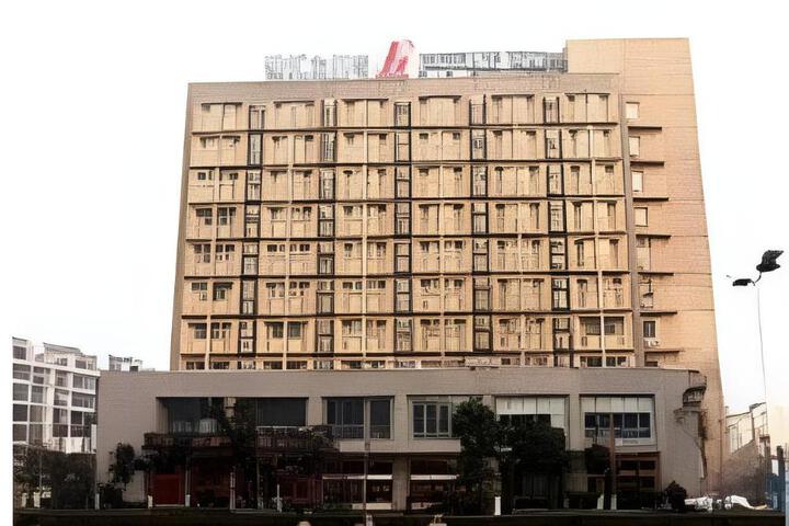 Jinjiang Inn Lianyungang High-Speed Railway Station Zhanqian Square