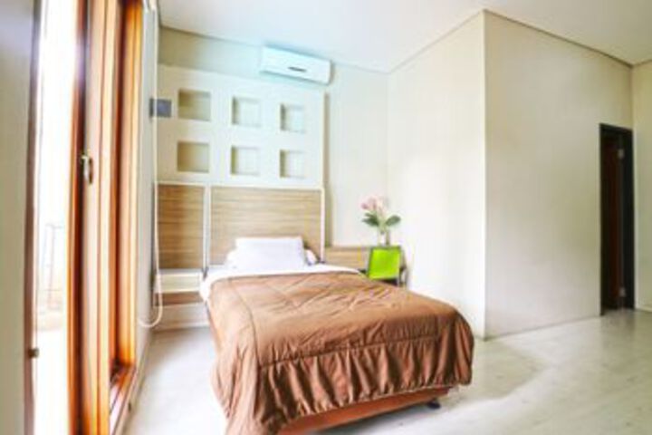 General 12 of 41