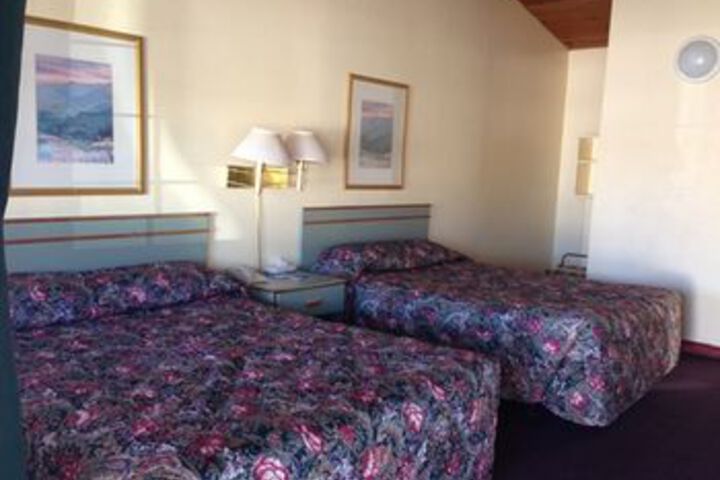 Room 13 of 23