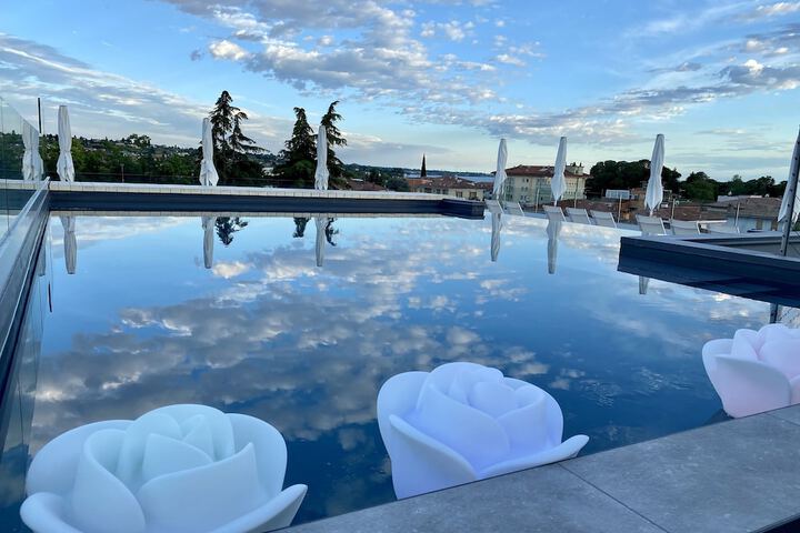 Pool 57 of 89