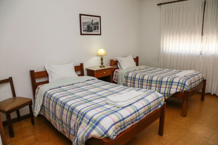 Room 4 of 12