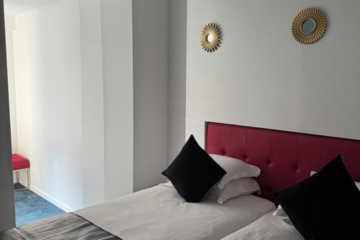 Room 116 of 173