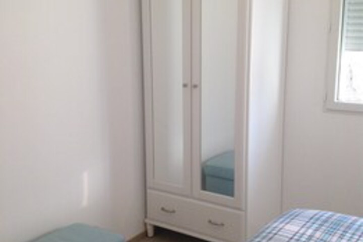 Room 46 of 50