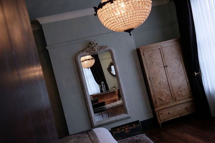 Room 15 of 57