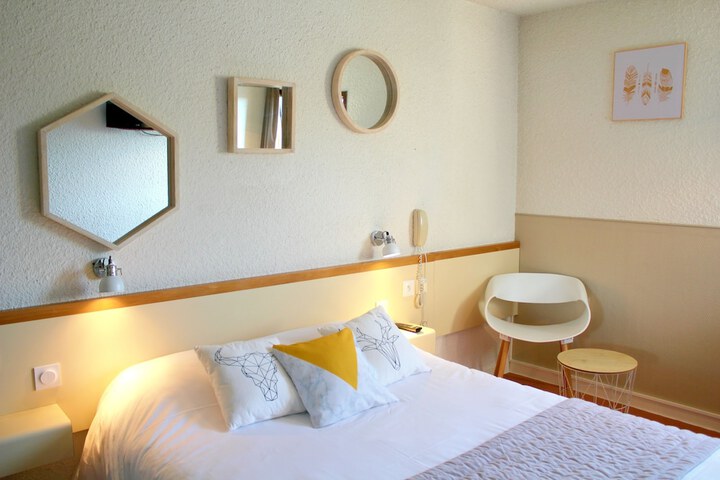 Room 12 of 41
