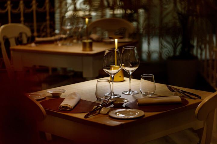 Dining 144 of 168