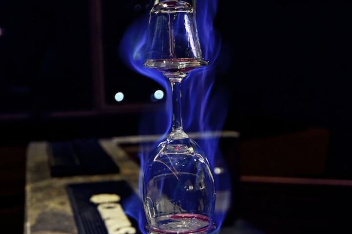 Lounge 52 of 85