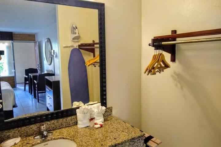 2 Double Beds (4 of 11)