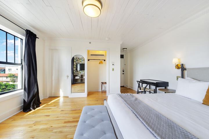 Room 12 of 47