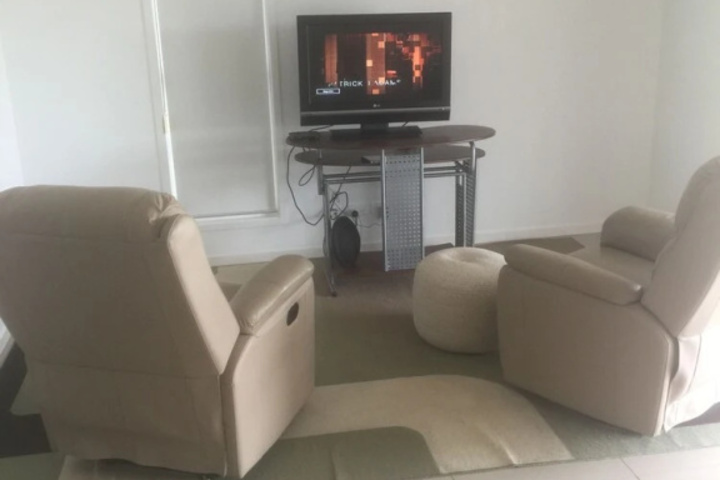 Room 11 of 20