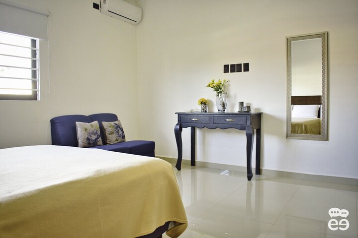 Room 3 of 26