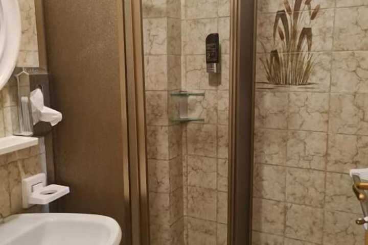 Room 55 of 154