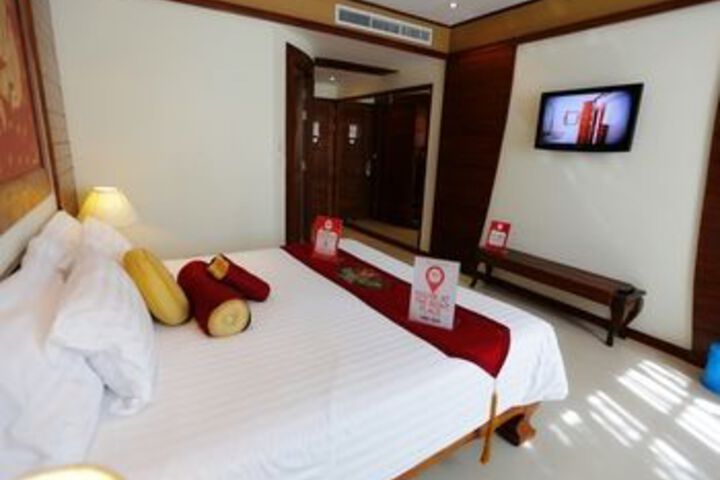 Room 18 of 74
