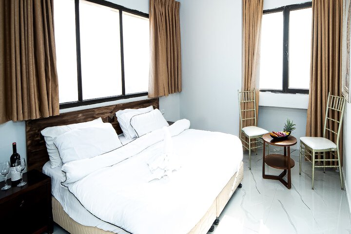 Room 29 of 123