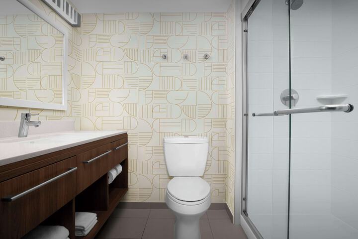 Bathroom shower