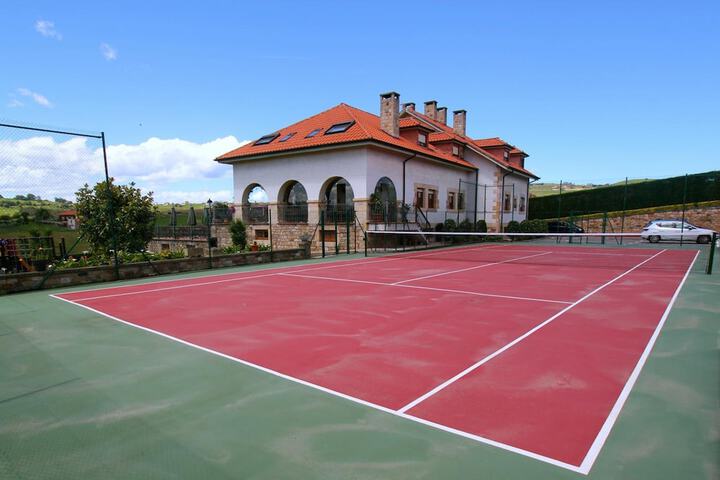 Sport court