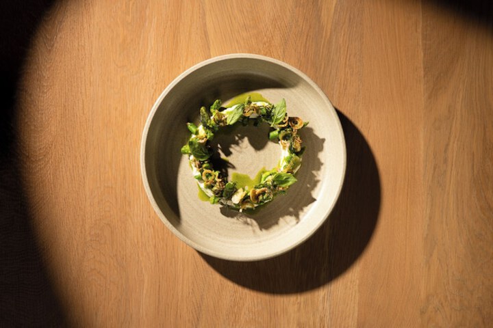 Dining 42 of 86