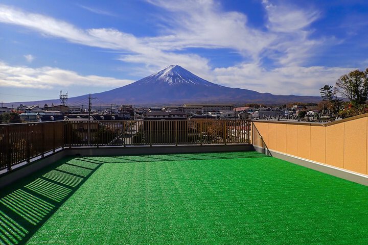 Terrace/Patio 9 of 36
