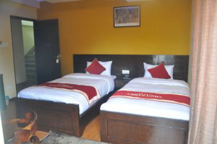 Room 26 of 34