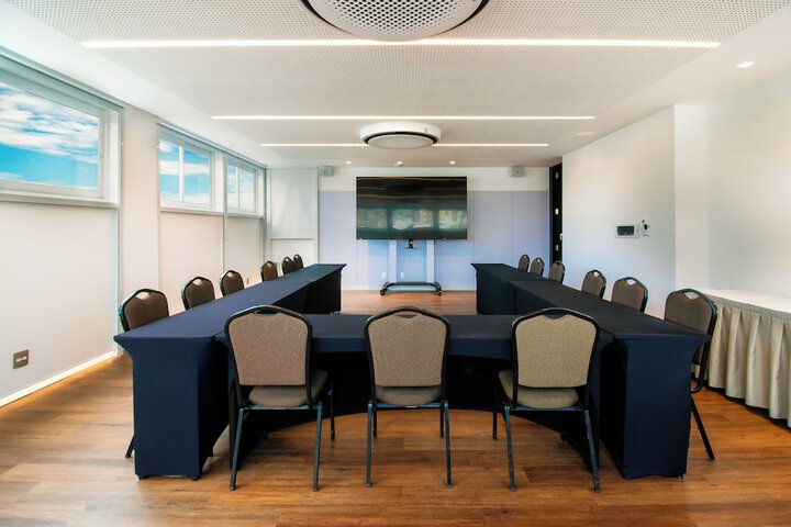 Meeting 40 of 48