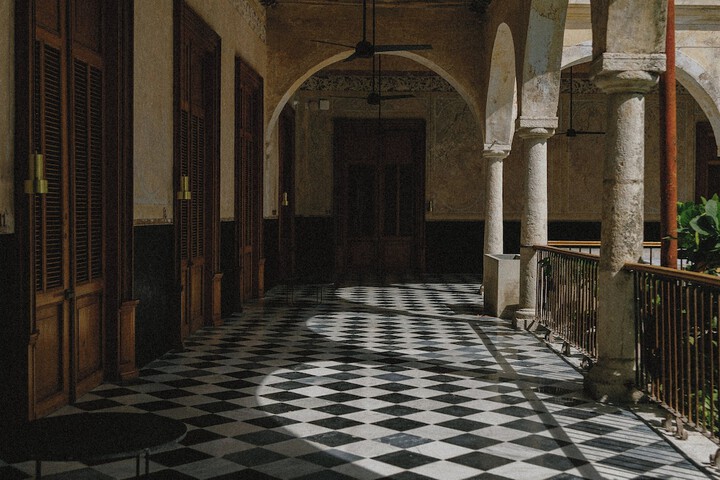 Ballroom/Hall 69 of 76