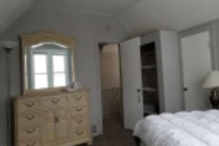 Room 49 of 132