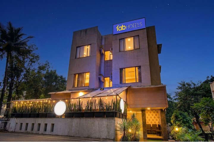 Fabhotel Gargi Residency