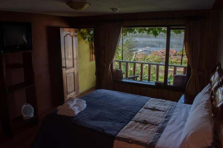 Room 19 of 65
