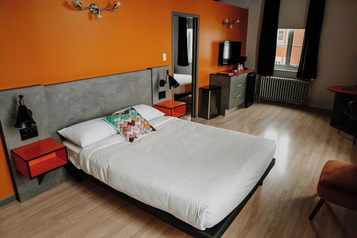 Room 25 of 50
