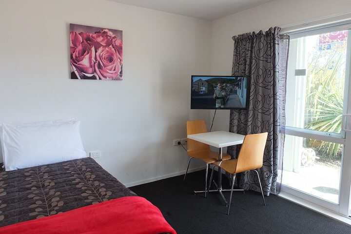 Room 10 of 31