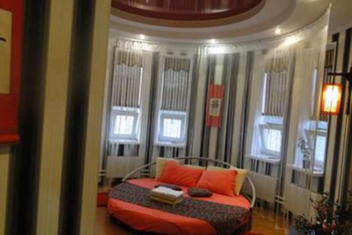 Room 25 of 103