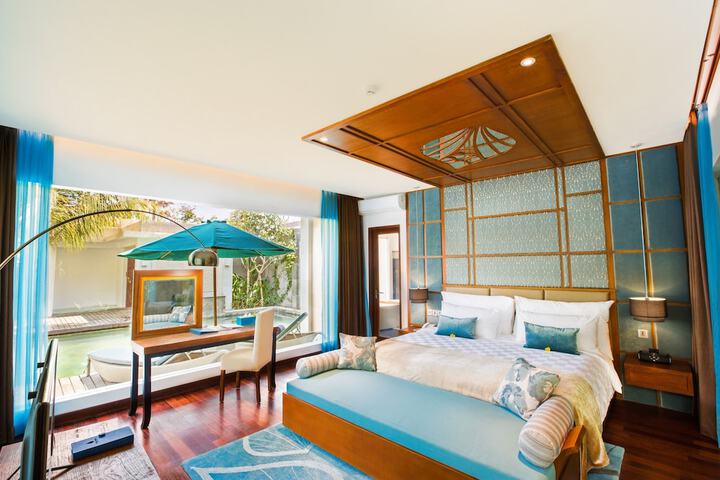 Room 5 of 65