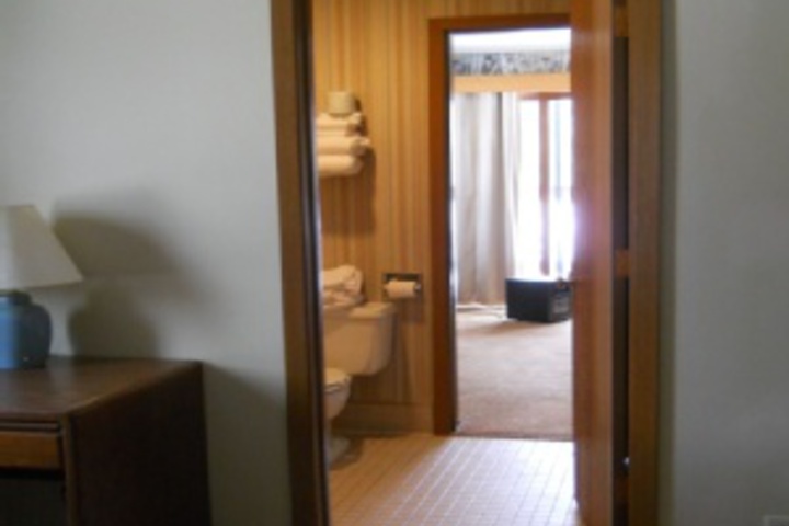 Room 117 of 348