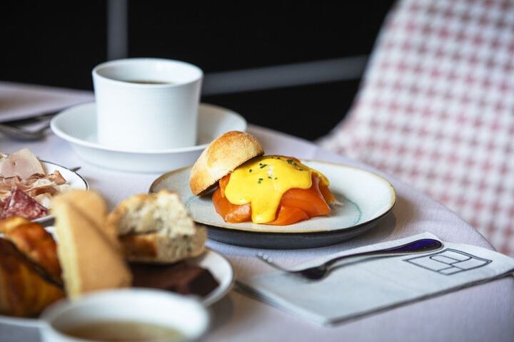 Breakfast/Coffee Service 81 of 103